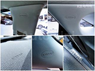 2011 HYUNDAI YF SONATA LPI PREMIER - 17
