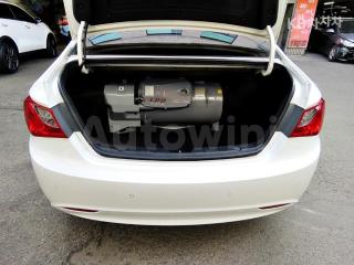 2011 HYUNDAI YF SONATA LPI PREMIER - 18