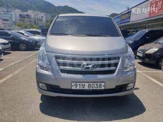 KMFWBX7KBHU848858 2017 HYUNDAI GRAND STAREX H-1 5 SEATS VAN MORDERN-0