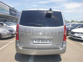 KMFWBX7KBHU848858 2017 HYUNDAI GRAND STAREX H-1 5 SEATS VAN MORDERN-3