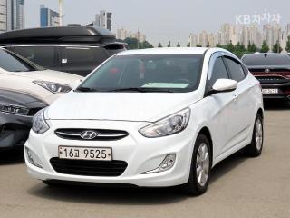 KMHCT41BEHU242414 2017 HYUNDAI ACCENT  1.4 VVT MORDERN-1