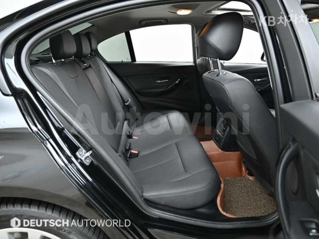 2018 BMW 3 SERIES 320D F30(12~) - 12
