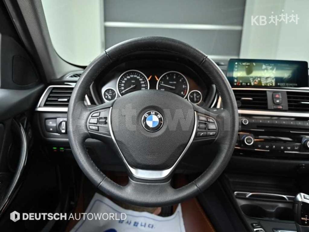 2018 BMW 3 SERIES 320D F30(12~) - 13