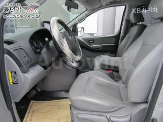 2017 HYUNDAI GRAND STAREX H-1 12 SEATS WAGON CVX MORDERN - 9