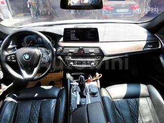 2017 BMW  5SERIES G30  520D M SPORT PLUS - 7