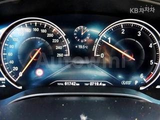 2017 BMW  5SERIES G30  520D M SPORT PLUS - 9