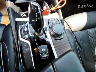 2017 BMW  5SERIES G30  520D M SPORT PLUS - 10