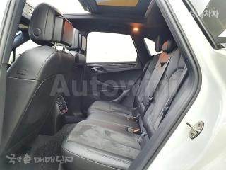 2015 PORSCHE MACAN 2.0 - 9