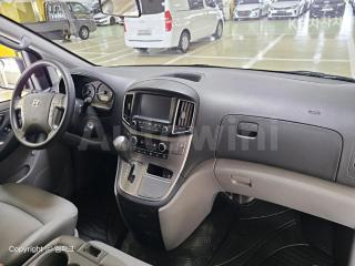 2017 HYUNDAI GRAND STAREX H-1 3 SEATS VAN MORDERN - 9