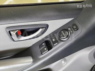 2017 HYUNDAI GRAND STAREX H-1 3 SEATS VAN MORDERN - 15