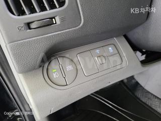 2017 HYUNDAI GRAND STAREX H-1 3 SEATS VAN MORDERN - 16