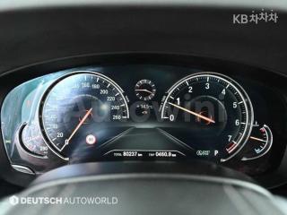 2017 BMW  5SERIES G30  530I XDRIVE M SPORT - 8