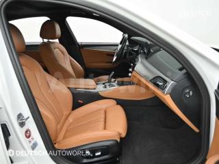 2017 BMW  5SERIES G30  530I XDRIVE M SPORT - 10