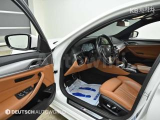 2017 BMW  5SERIES G30  530I XDRIVE M SPORT - 11