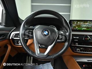 2017 BMW  5SERIES G30  530I XDRIVE M SPORT - 13