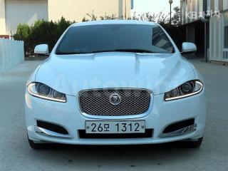 SAJAA05K8EDU38620 2014 JAGUAR XF 2.2D LUXURY-0