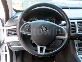 2014 JAGUAR XF 2.2D LUXURY - 7