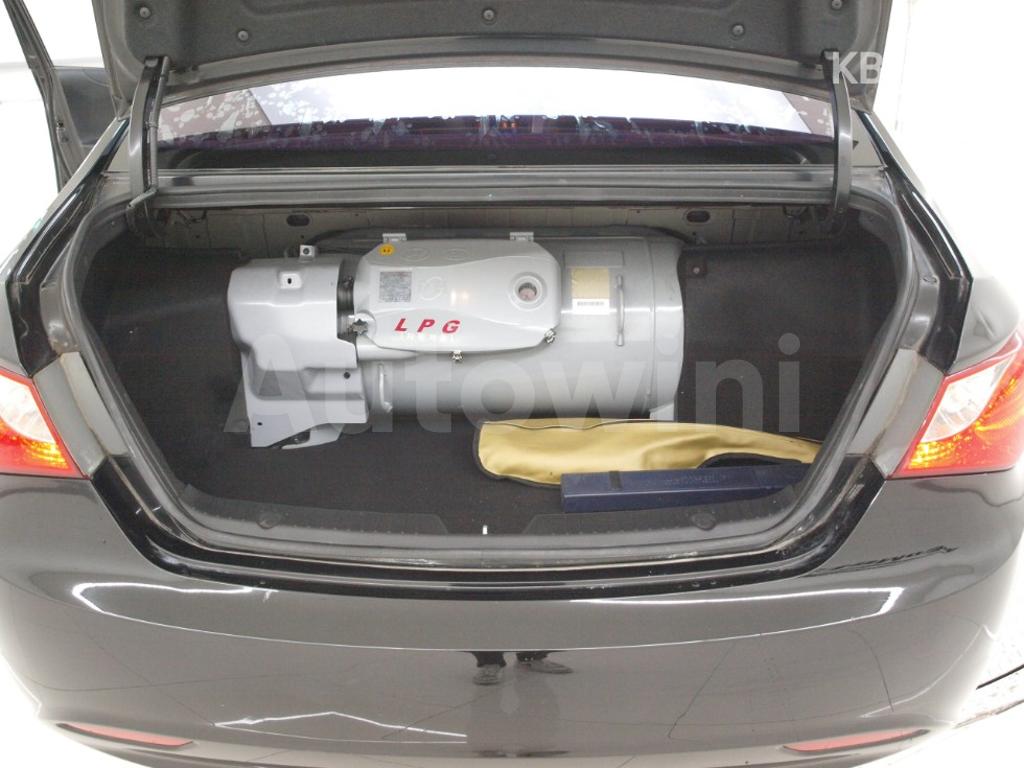 2011 HYUNDAI YF SONATA LPI LUXURY - 7