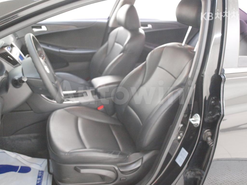 2011 HYUNDAI YF SONATA LPI LUXURY - 9