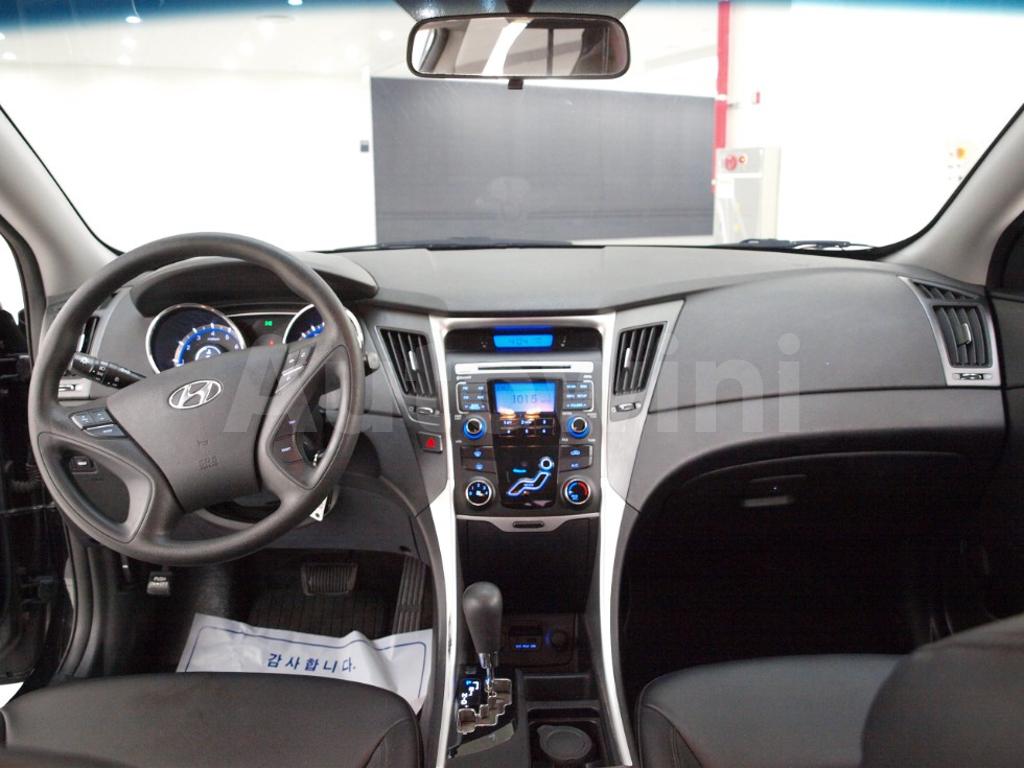 2011 HYUNDAI YF SONATA LPI LUXURY - 11