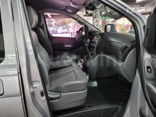 2015 HYUNDAI  GRAND STAREX 웨건 12 SEATS 4WD SMART - 13