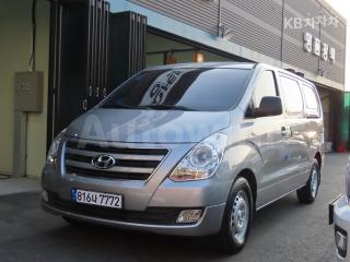 KMFWBX7KBHU855655 2017 HYUNDAI GRAND STAREX H-1 3 SEATS VAN SMART-0
