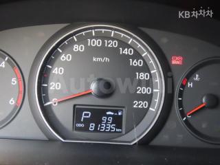 KMFWBX7KBHU855655 2017 HYUNDAI GRAND STAREX H-1 3 SEATS VAN SMART-5