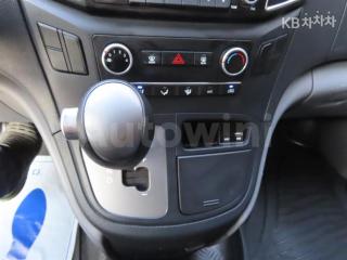 2017 HYUNDAI GRAND STAREX H-1 3 SEATS VAN SMART - 10