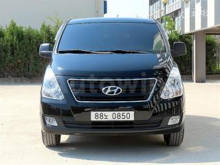 KMFWBX7KBHU908693 2017 HYUNDAI GRAND STAREX H-1 5 SEATS VAN MORDERN-0