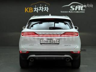 5LMCJ3D90HUL67675 2017 LINCOLN MKC 2.0 AWD 셀렉트(101A)-3