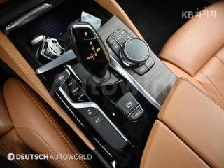 2017 BMW  5SERIES G30  520D M SPORT PLUS - 9