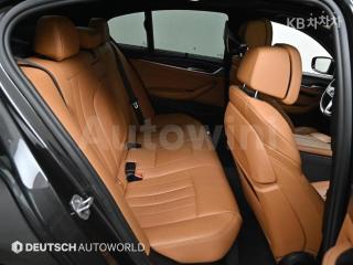 2017 BMW  5SERIES G30  520D M SPORT PLUS - 12