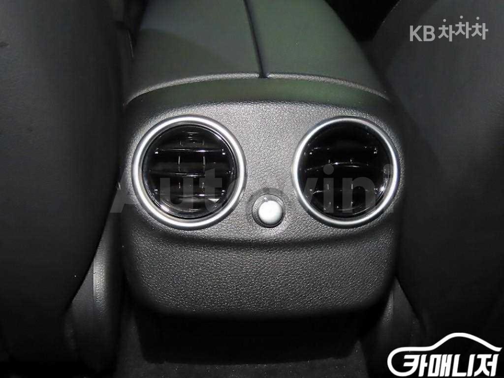 2019 MERCEDES BENZ  C CLASS C200 W205(14~) - 17
