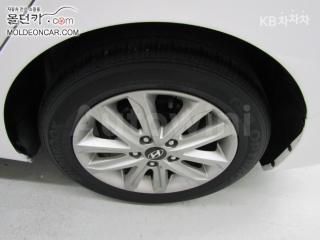2015 HYUNDAI  AVANTE ELANTRA 1.6 GDI MORDERN BASIC - 8