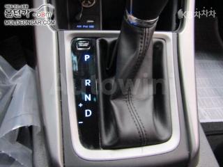 2015 HYUNDAI  AVANTE ELANTRA 1.6 GDI MORDERN BASIC - 13