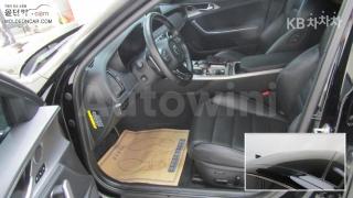 2019 KIA STINGER 2.0 TURBO 2WD PLATINUM - 13