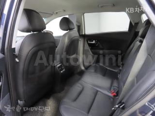 2017 KIA NIRO 1.6 PRESTIGE - 9
