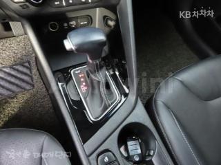 2017 KIA NIRO 1.6 PRESTIGE - 11