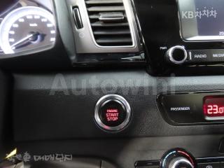 2017 KIA NIRO 1.6 PRESTIGE - 12