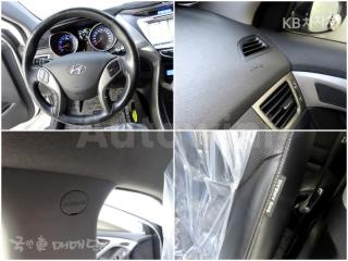 2013 HYUNDAI AVANTE MD ELANTRA M16 GDI SMART - 18