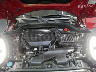 WMWXT3103J2G01320 2018 MINI COOPER 5DOORS D 1.5-4