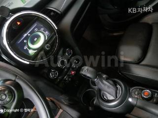 2018 MINI COOPER 5DOORS D 1.5 - 9
