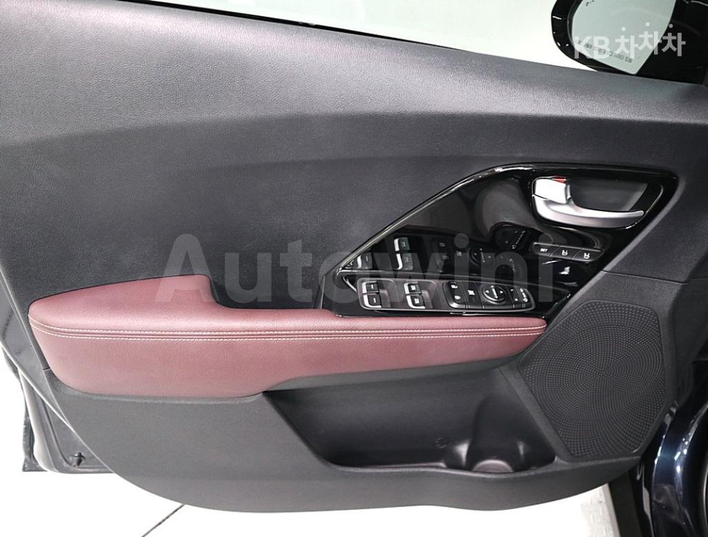 2020 KIA  NIRO 1.6 HEV NOBLESSE SPECIAL - 8