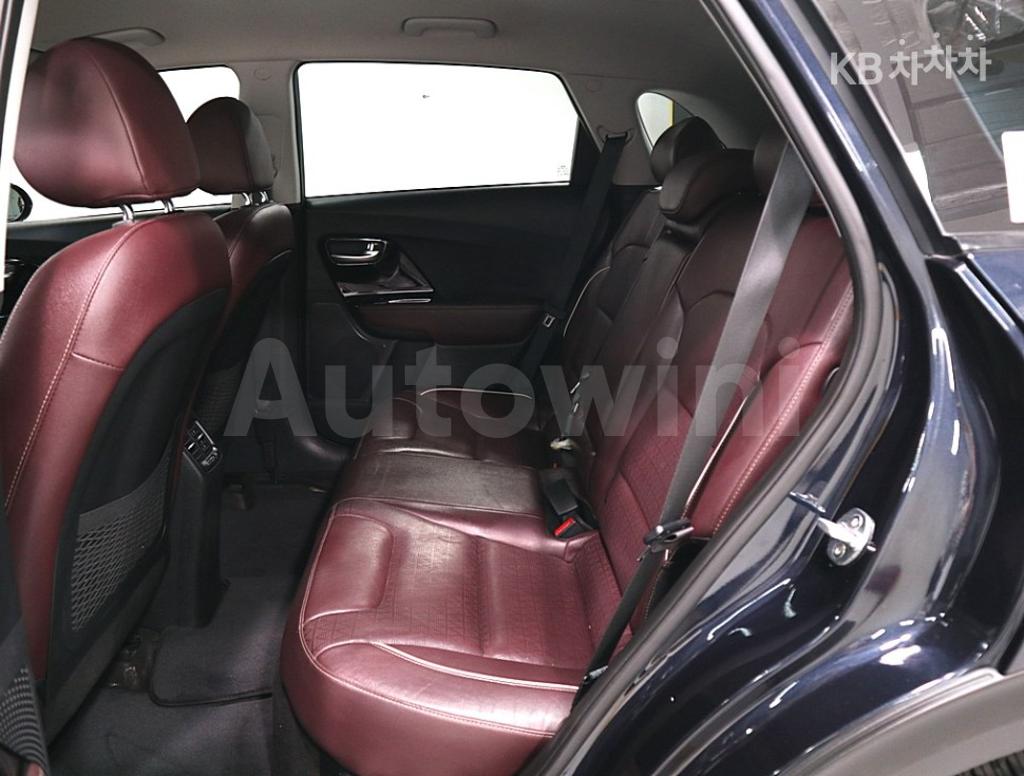 2020 KIA  NIRO 1.6 HEV NOBLESSE SPECIAL - 10