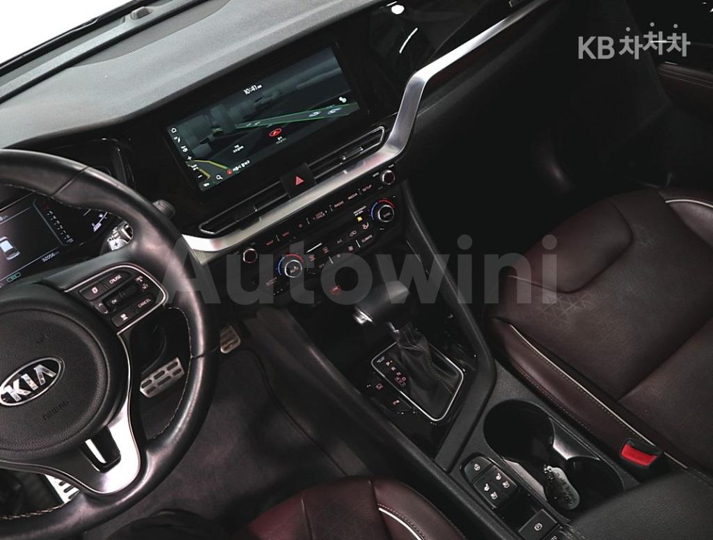 2020 KIA  NIRO 1.6 HEV NOBLESSE SPECIAL - 11