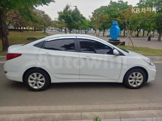 2017 HYUNDAI ACCENT  1.4 VVT MORDERN - 7