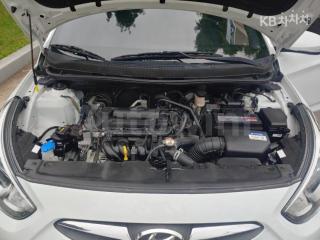 2017 HYUNDAI ACCENT  1.4 VVT MORDERN - 9