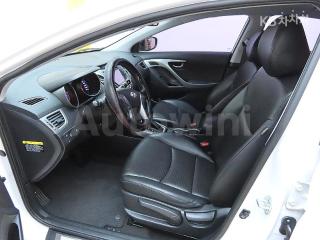 2015 HYUNDAI  AVANTE ELANTRA 1.6 GDI SMART BASIC - 10