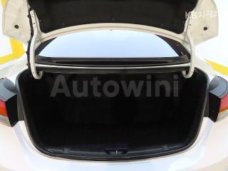 2015 HYUNDAI  AVANTE ELANTRA 1.6 GDI SMART BASIC - 19