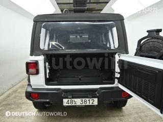 2018 JEEP WRANGLER JL  2.0 SPORTS 4 DOOR BASIC - 20